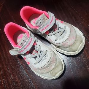 Girls size 10 uA tennies